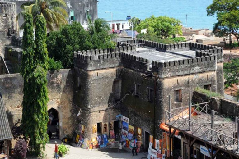 fuerte-stone-town-zanzibar-1024x576